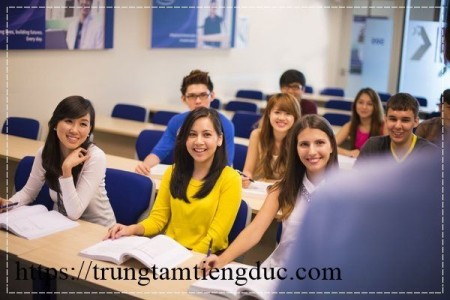 Học tiếng Đức Nam Quốc Cang